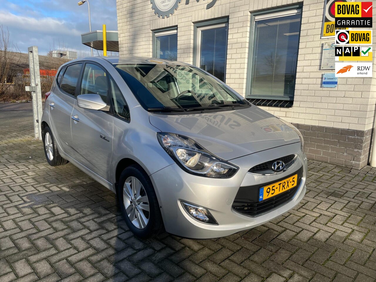 Hyundai ix20 - 1.4i i-Vision / Cruise Controle / Climate Controle / Centrale vergrendeling met afstandsbe - AutoWereld.nl