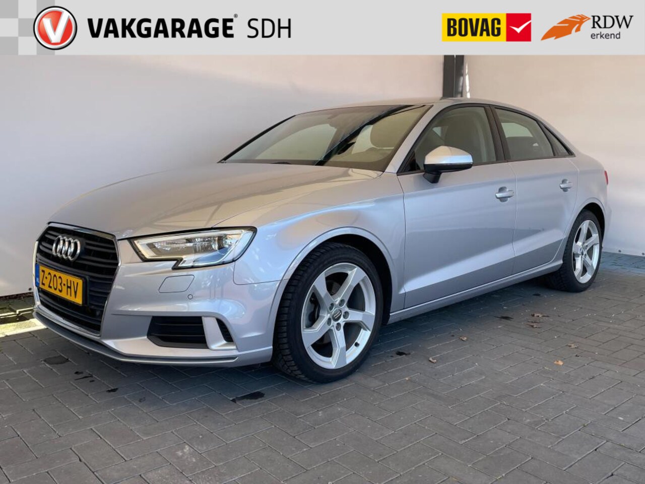 Audi A3 Limousine - 30 TFSI Design Pro Line Plus|BTW|Leer|Stoelverwarming|PDC - AutoWereld.nl