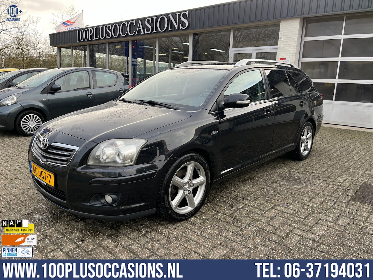 Toyota Avensis Wagon - 2.2 D-4D Luna Business 2.2 D-4D Luna Business, 1e eigenaar, volledig onderhouden - AutoWereld.nl