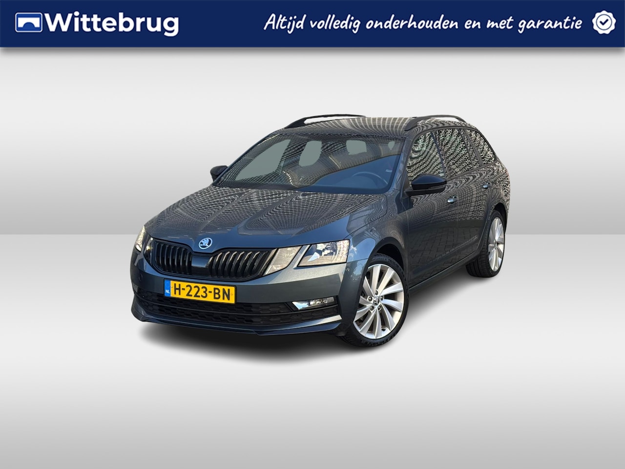 Skoda Octavia Combi - 1.5 TSI Greentech Sport Business / Sportpakket / 18" LMV / Parkeersensoren Achter / Climat - AutoWereld.nl