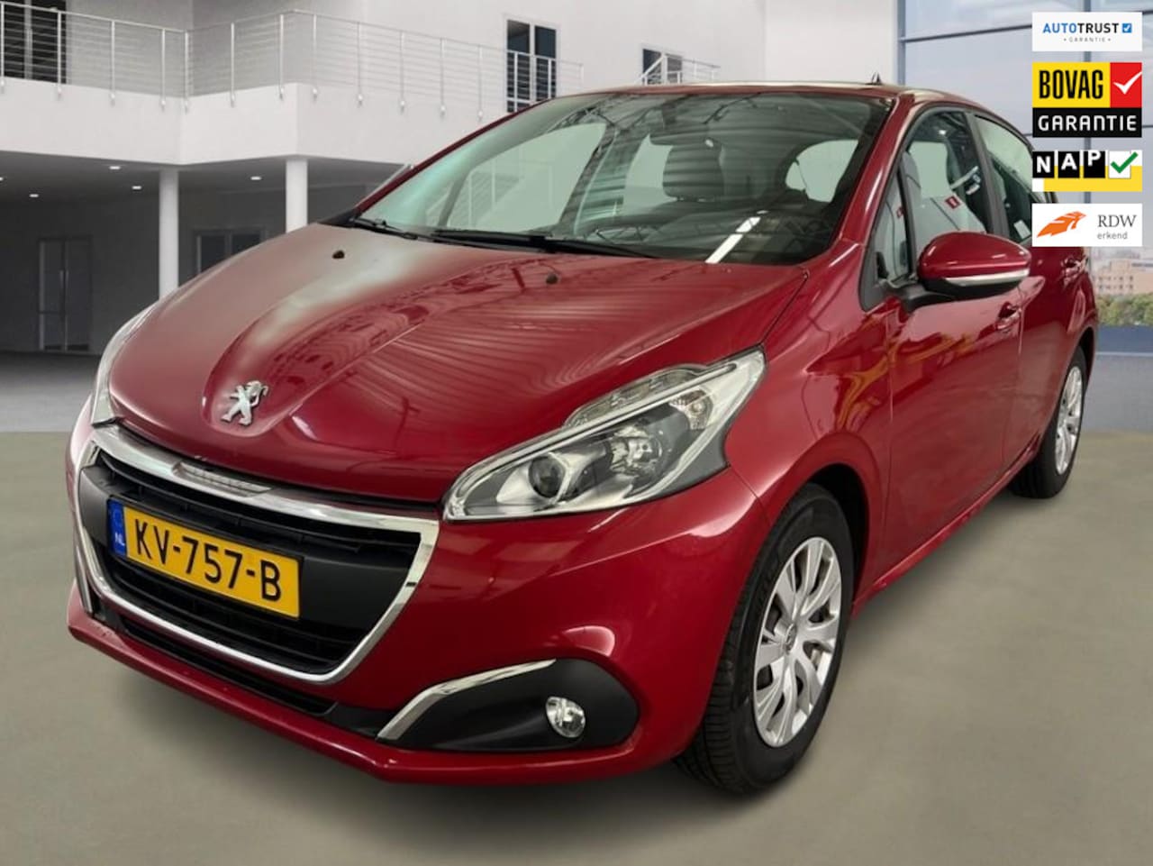 Peugeot 208 - 1.2 PureTech Blue Lion 1e Eigenaar 11.600 km + NAP - AutoWereld.nl