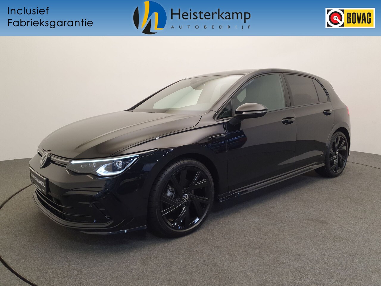 Volkswagen Golf - 1.5 eTSI 150pk DSG/AUT R-Line Panoramadak, Camera, IQ.Light - AutoWereld.nl