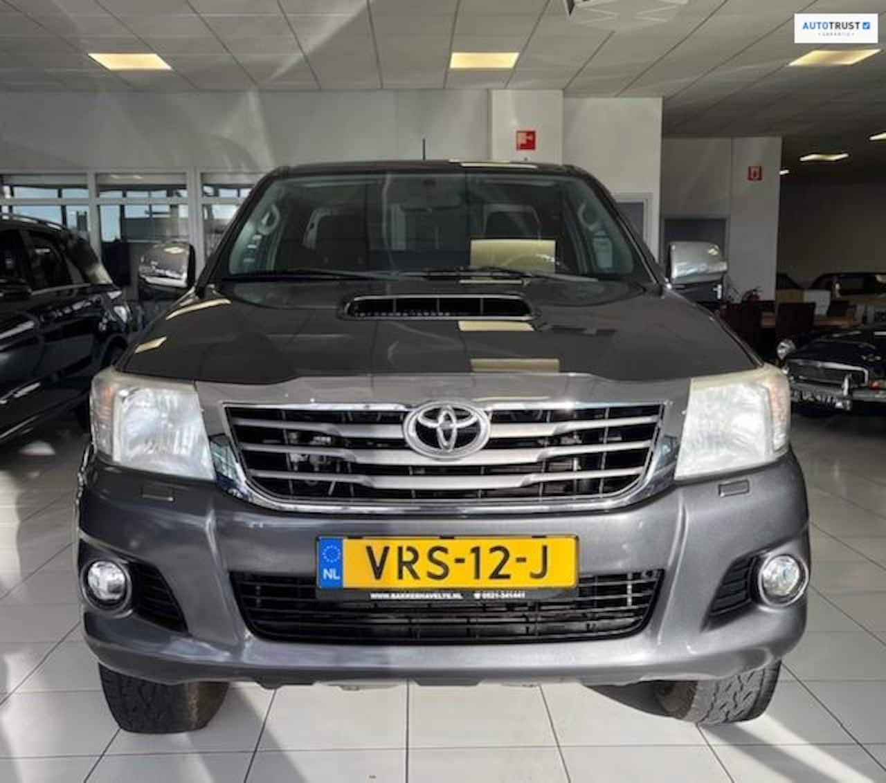 Toyota HiLux - 2.5 D-4D VX 4X4/Navigatie/Achteruitrijcamera/Airco - AutoWereld.nl