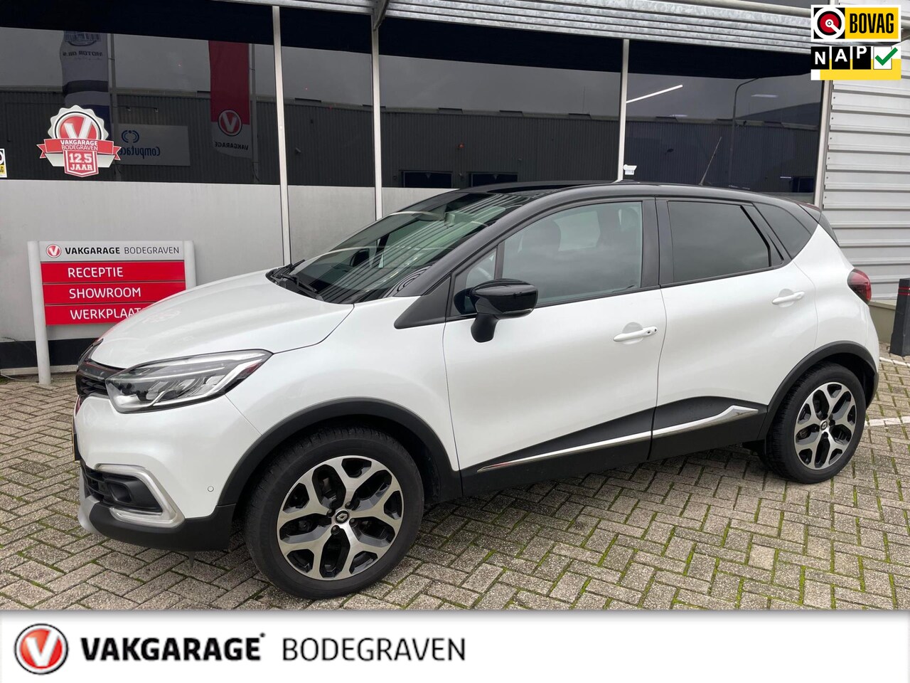 Renault Captur - 1.3 TCe Intens Pearl White / camera / trekhaak - AutoWereld.nl