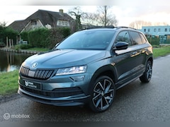 Skoda Karoq - 1.5 TSI ACT Sportline / Pano / Virtual / Camera