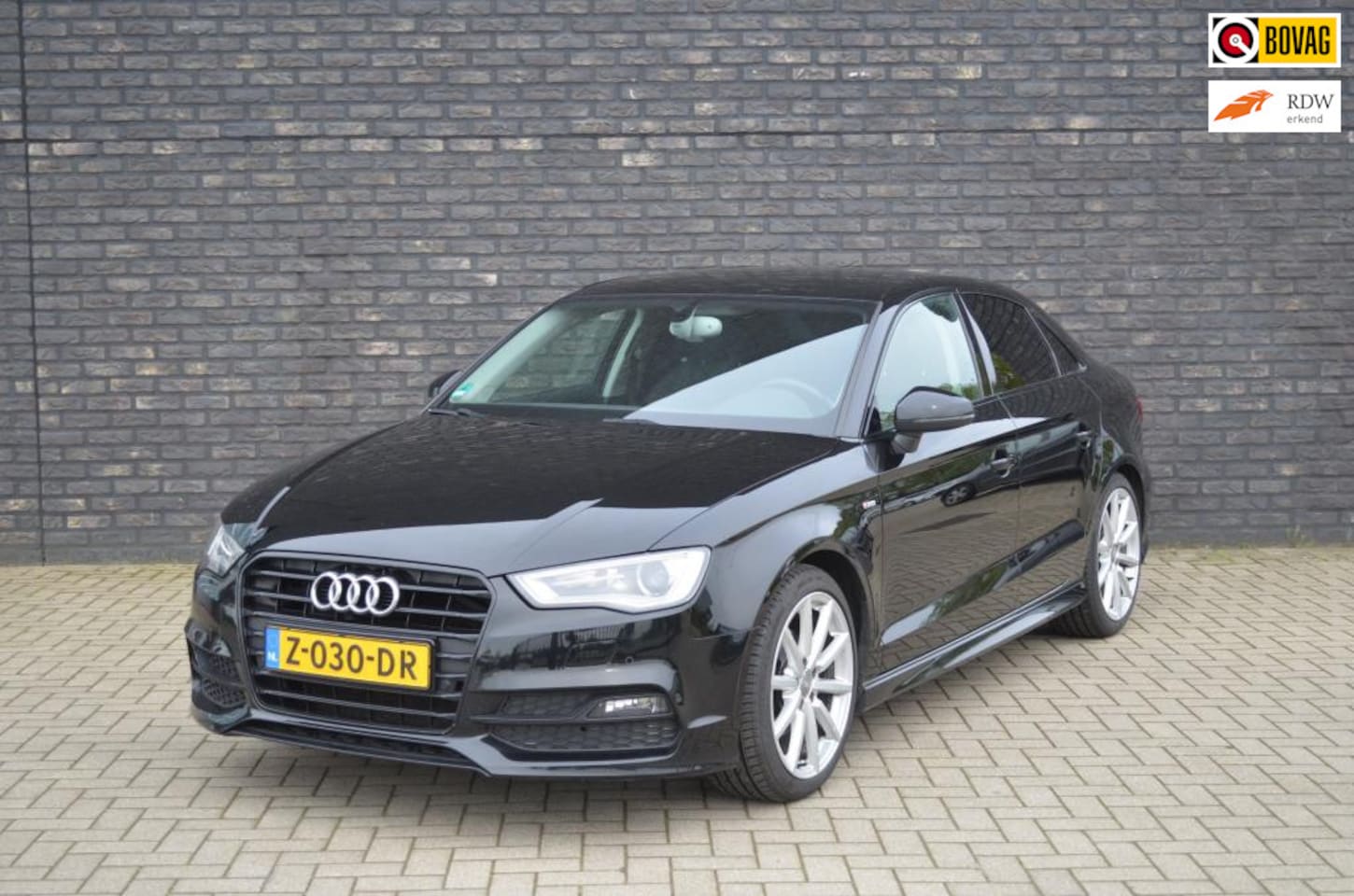 Audi A3 Limousine - 1.4 TFSI S-line | Cruise controle | Stoelverwarming | 4x Nieuwe banden + remblokset | Verk - AutoWereld.nl