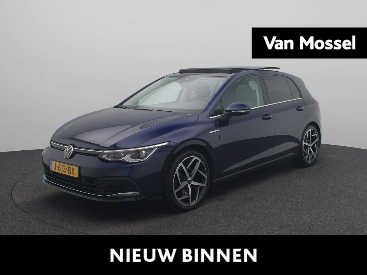 Volkswagen Golf - 1.5 eTSI Style | Schuifdak | Sfeerverlichting | Memory Seat | Trekhaak | Stoelverwarming | - AutoWereld.nl