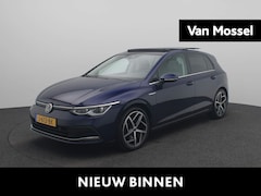 Volkswagen Golf - 1.5 eTSI Style | Schuifdak | Sfeerverlichting | Memory Seat | Trekhaak | Stoelverwarming |