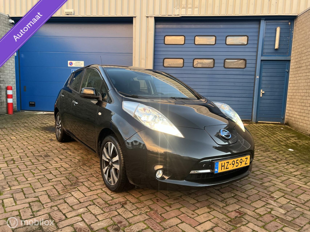 Nissan LEAF - Acenta 30 kWh * Airco * Navi * 360 Camera * - AutoWereld.nl