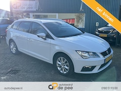 Seat Leon ST - 1.4 EcoTSI Style Business Intense GARANTIE/DSG-AUTOMAAT/CARPLAY/CLIMA/CRUISE/NAVI/PDC VOOR