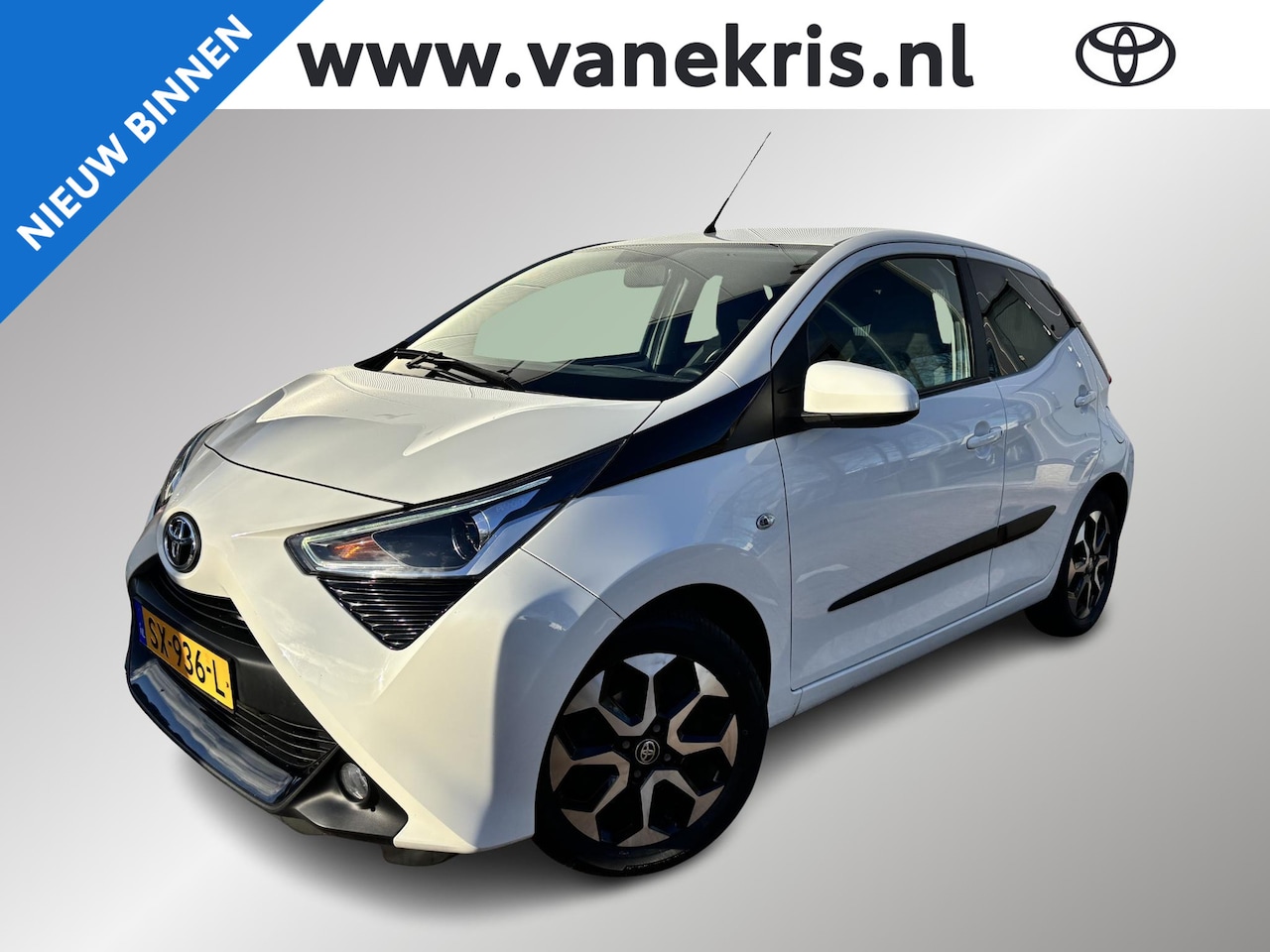 Toyota Aygo - 1.0 VVT-i x-first Apple Carplay, Android auto, Airco, LM velgen - AutoWereld.nl