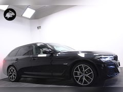 BMW 5-serie Touring - 530e xDrive M Sport/Pano dak/Elektr stoelen/Camera/Garantie