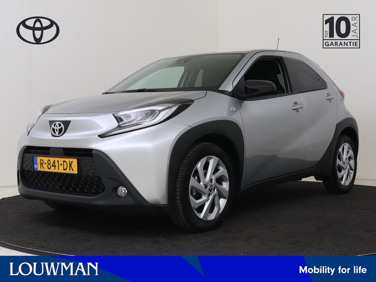 Toyota Aygo X - 1.0 VVT-i MT first I Apple Carplay/Android Auto I Climate Control | LED I Camera I USB I 5 - AutoWereld.nl