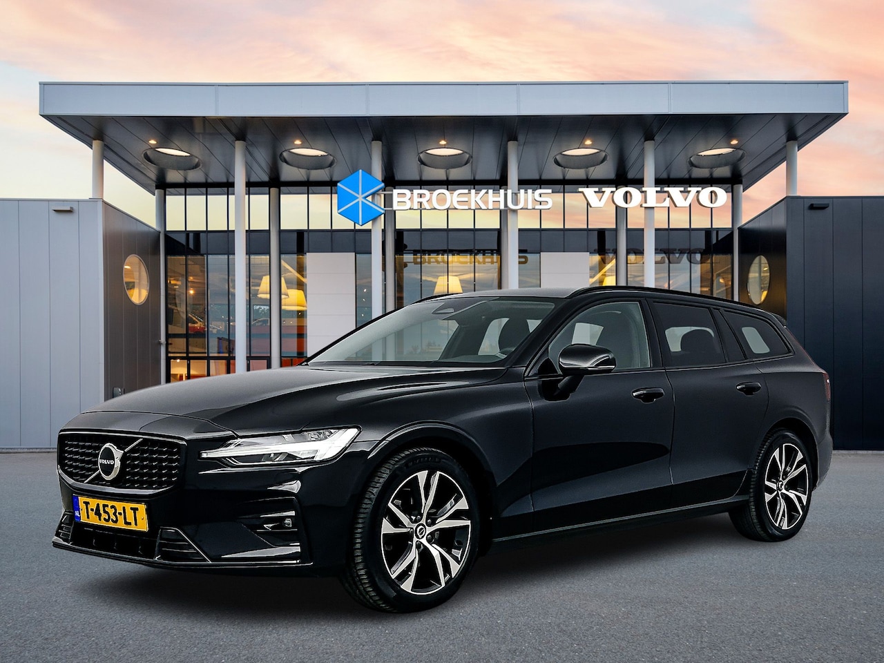 Volvo V60 - B4 Plus Dark - AutoWereld.nl