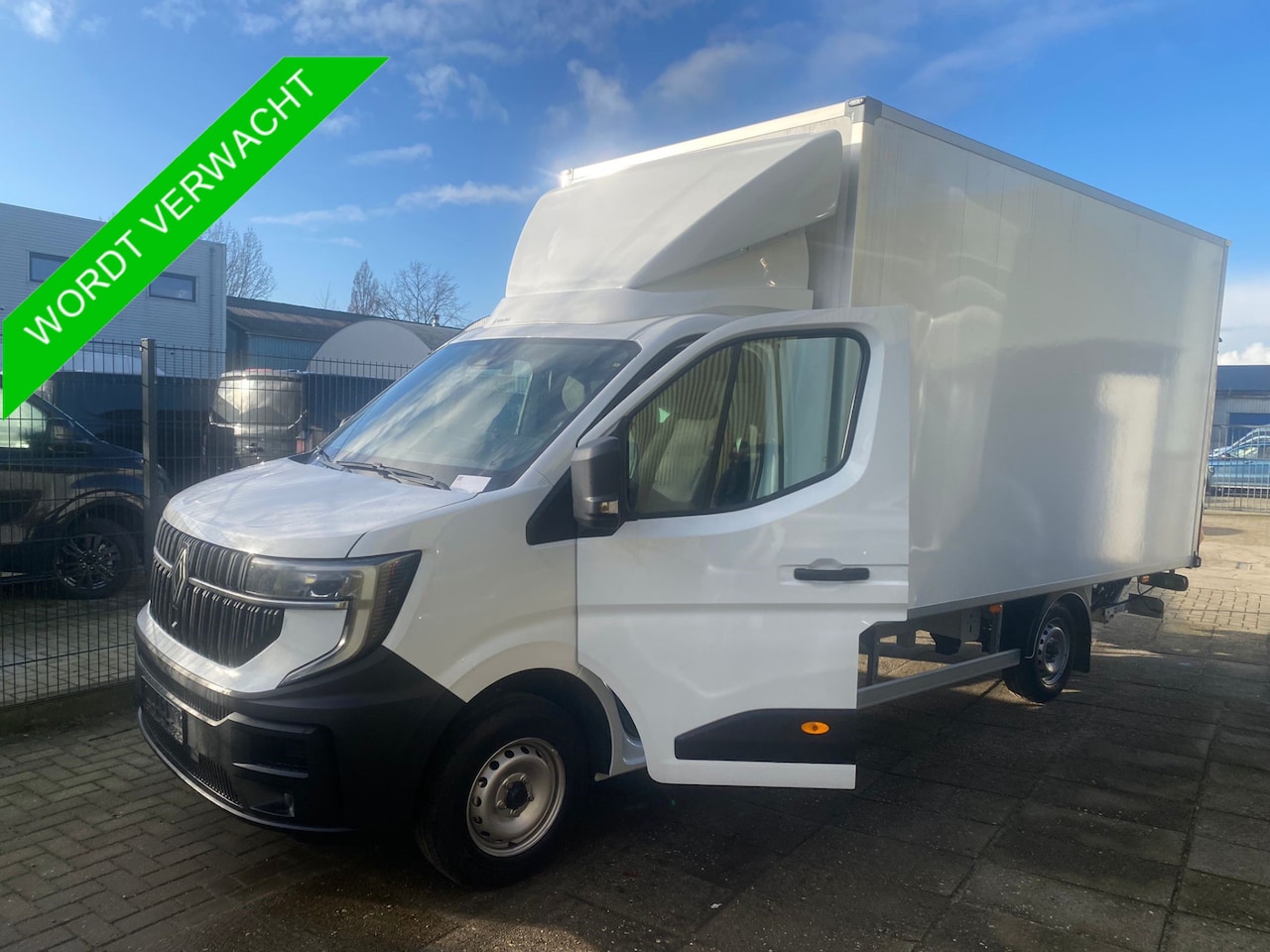 Renault Master - T35 170PK L4 Bakwagen BPM VRIJ!! 10"Scherm Apple CP/Android A, Dhollandia Klep!! NR. B01* - AutoWereld.nl