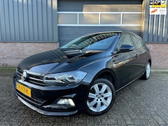 Volkswagen Polo - 1.0 TSI Comfortline Business Camera /Carplay