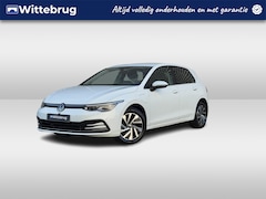 Volkswagen Golf - 1.4 eHybrid 204PK Style / Digitale Cockpit / Stoelverwarming / Memory Seat / Achteruitrijc