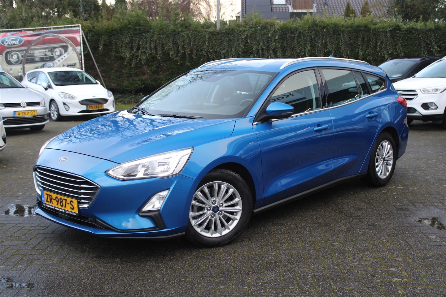 Ford Focus Wagon - 1.5 EcoBoost 150pk Titanium Business Wagon, Trekhaak, Winterpack - AutoWereld.nl