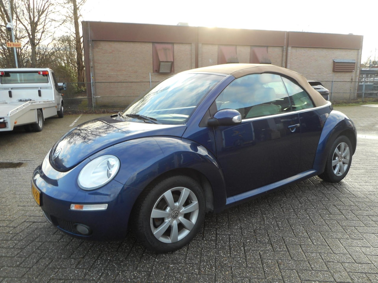 Volkswagen New Beetle Cabriolet - 1.6 Highline 1.6 Highline - AutoWereld.nl