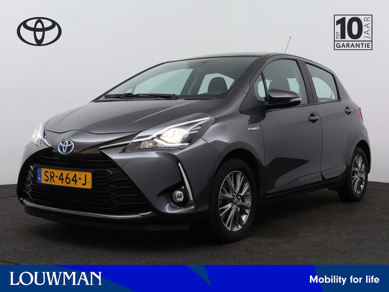 Toyota Yaris - 1.5 Hybrid Design | Navigatie | Camera | Cruise Control | LM velgen | - AutoWereld.nl