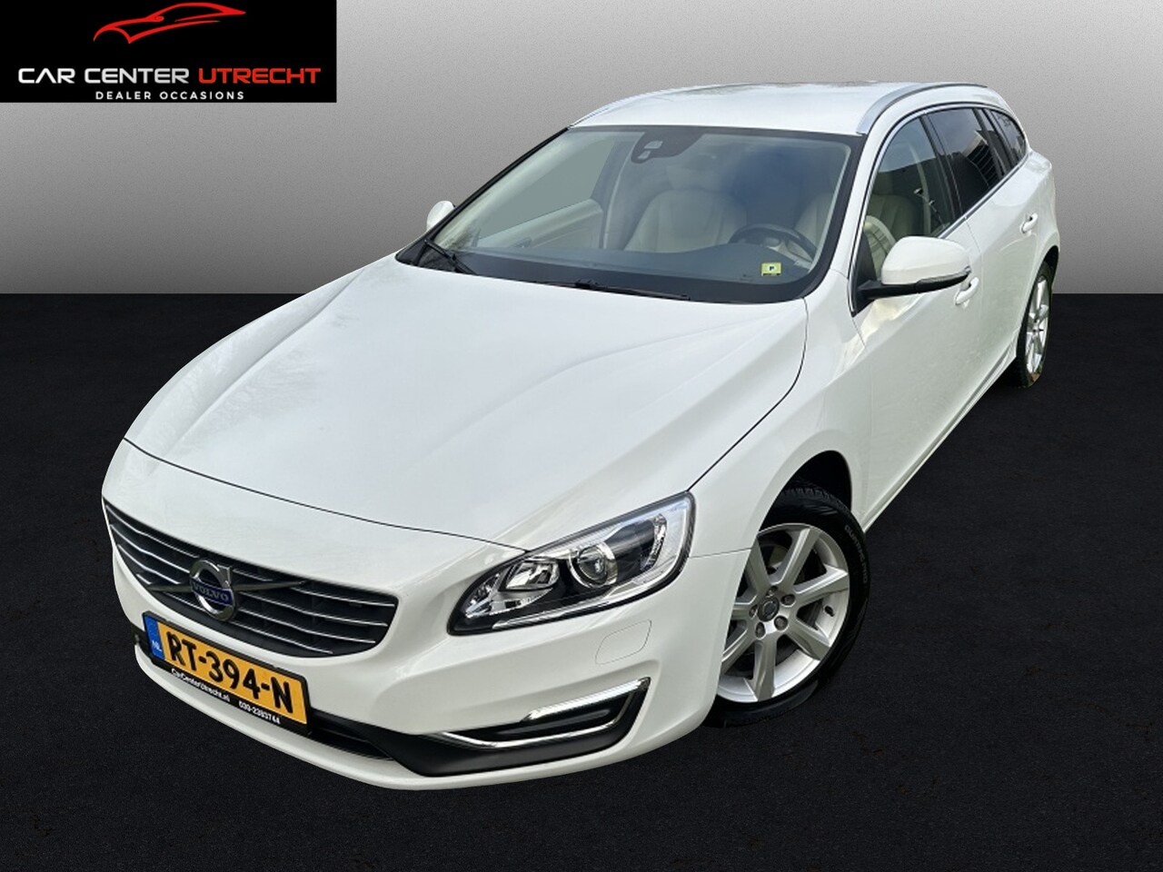 Volvo V60 - 2.0 D3 Ocean Race LEER NAVI KEYLESS CO - AutoWereld.nl