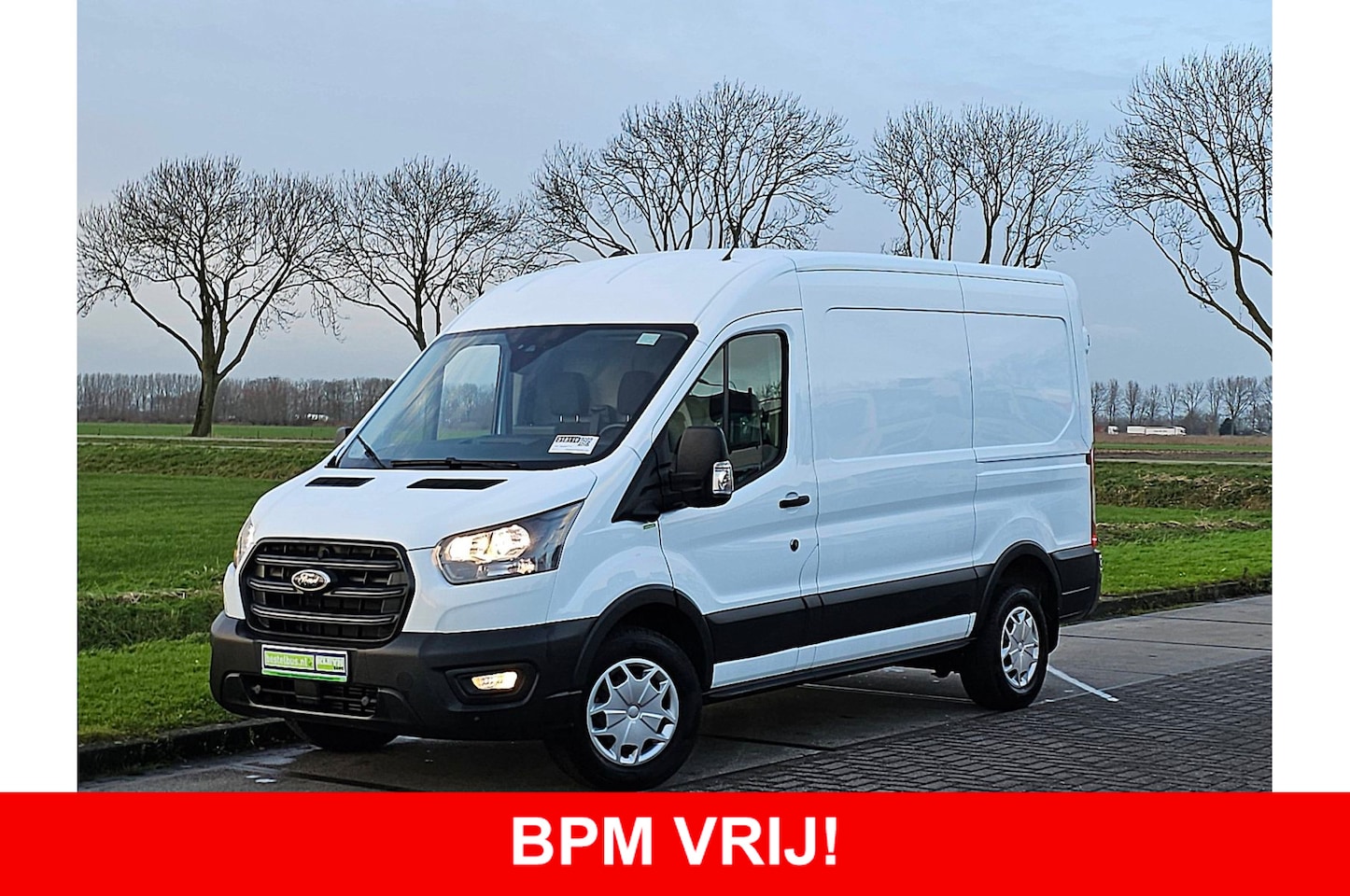 Ford Transit - 2.0 TDCI L2H2 Trend Navi 130Pk Airco 3-Zits 360camera Stoelverwarming Euro6 Verlengde Fabr - AutoWereld.nl