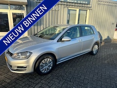 Volkswagen Golf - 1.2 TSI Trendline