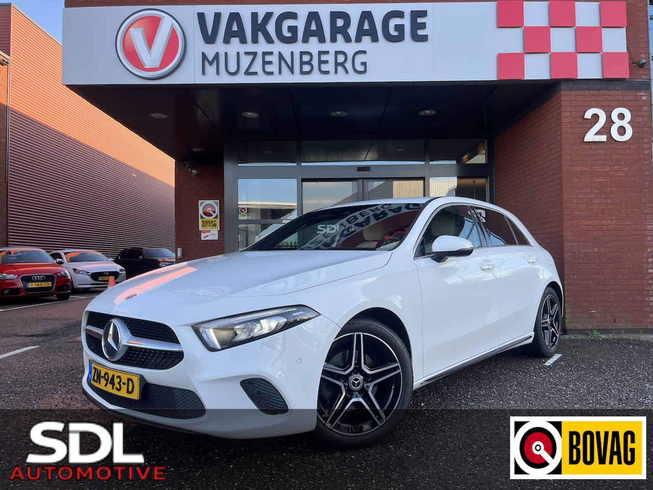 Mercedes-Benz A-klasse - 200 AMG Line // FULL LED // LEDER // NAVI // CRUISE CONTROL // CAMERA+SENSOREN // - AutoWereld.nl