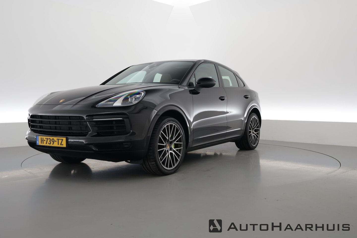 Porsche Cayenne Coupé - 3.0 E-Hybrid | Pano | Sportchrono | Luchtvering | Leder | Camera - AutoWereld.nl