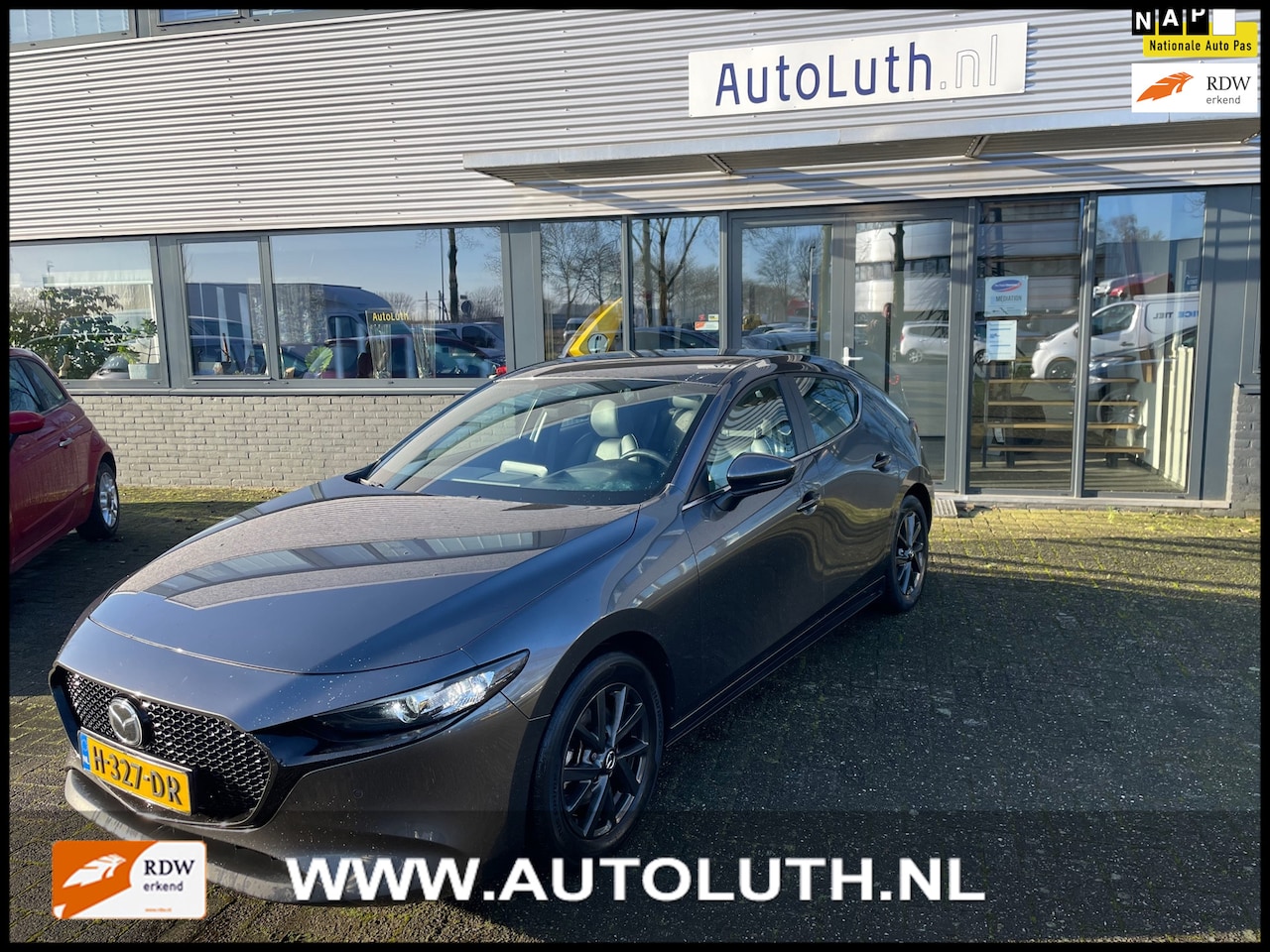 Mazda 3 - 2.0 e-SkyActiv-X M Hybrid 180 Comfort met Bose - AutoWereld.nl