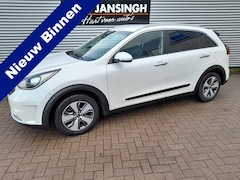 Kia Niro - 1.6 GDi Hybrid ExecutiveLine | Clima | Cruise | Camera | LM Velgen | Trekhaak | Privacy gl