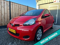 Toyota Aygo - 1.0-12V Access Airco | Elektr. Ramen |Nieuwe APK