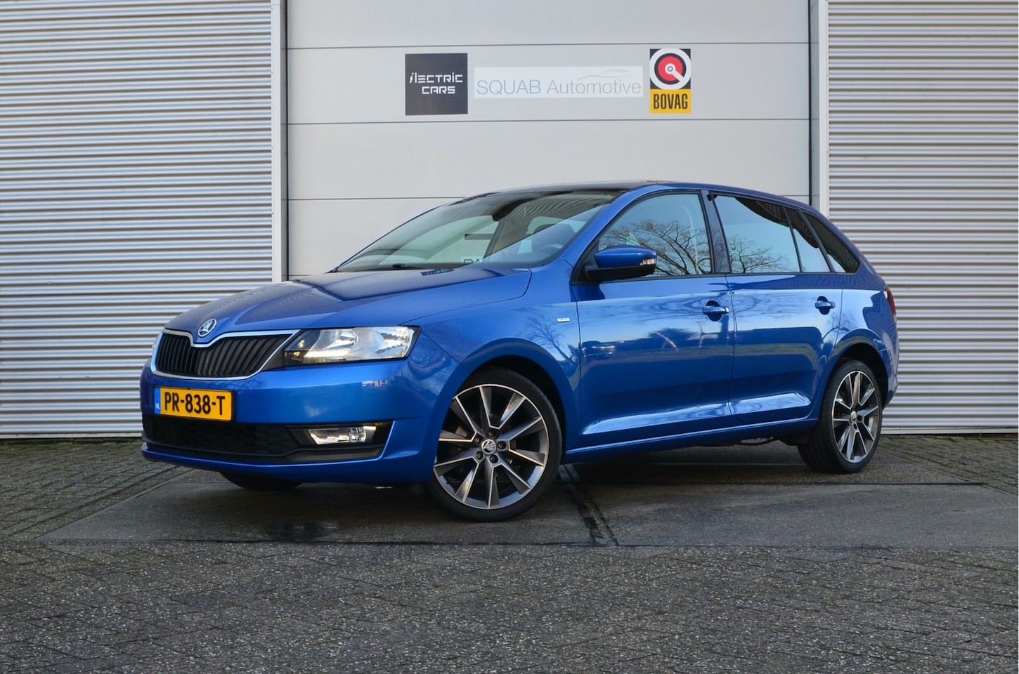 Skoda Rapid Spaceback - 1.0 TSI Greentech Drive Pano, Alu - AutoWereld.nl