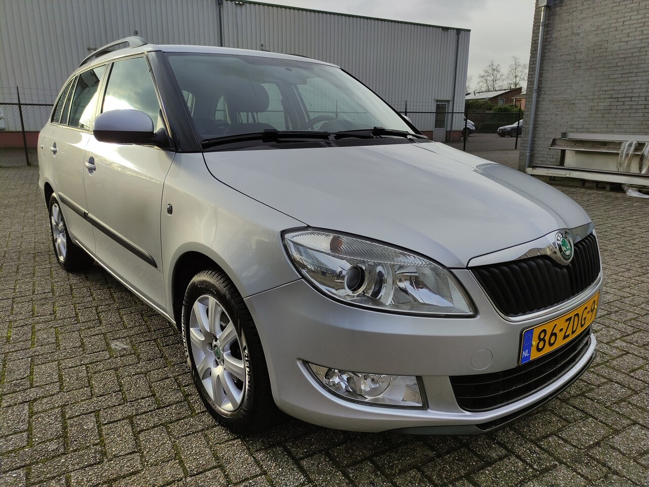 Skoda Fabia Combi - 1.2 TSI Scout 1.2 TSI 63kW Scout - AutoWereld.nl