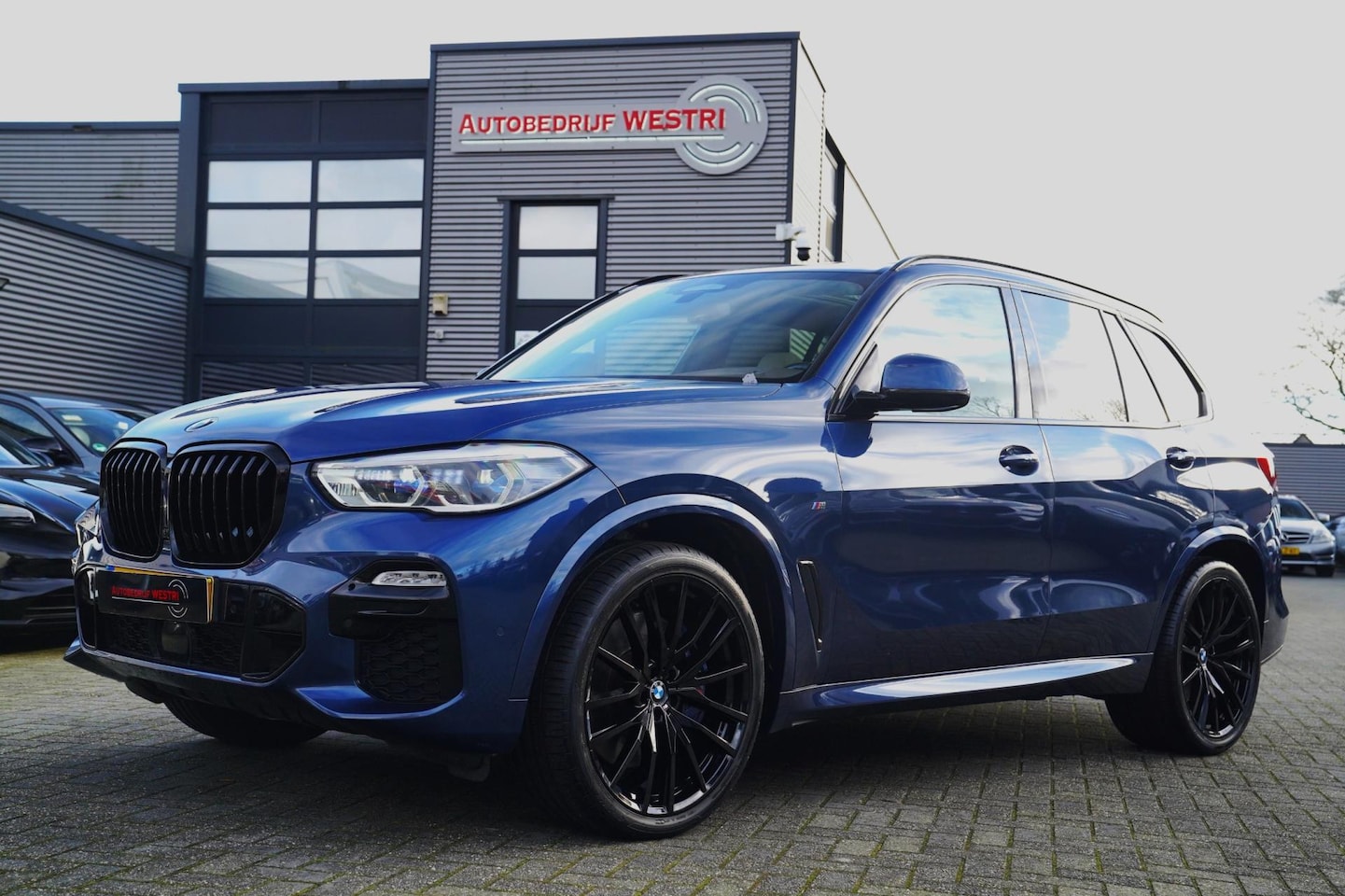 BMW X5 - XDrive40i High Executive | M-pakket | HuD | Adaptieve Cruise | Panorama | Elek. trekhaak | - AutoWereld.nl