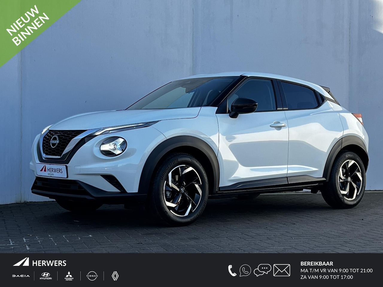 Nissan Juke - 1.0 DIG-T Visia / Airco / In hoogte verstelbare bestuurdersstoel / 17" Lichtmetalen wielen - AutoWereld.nl