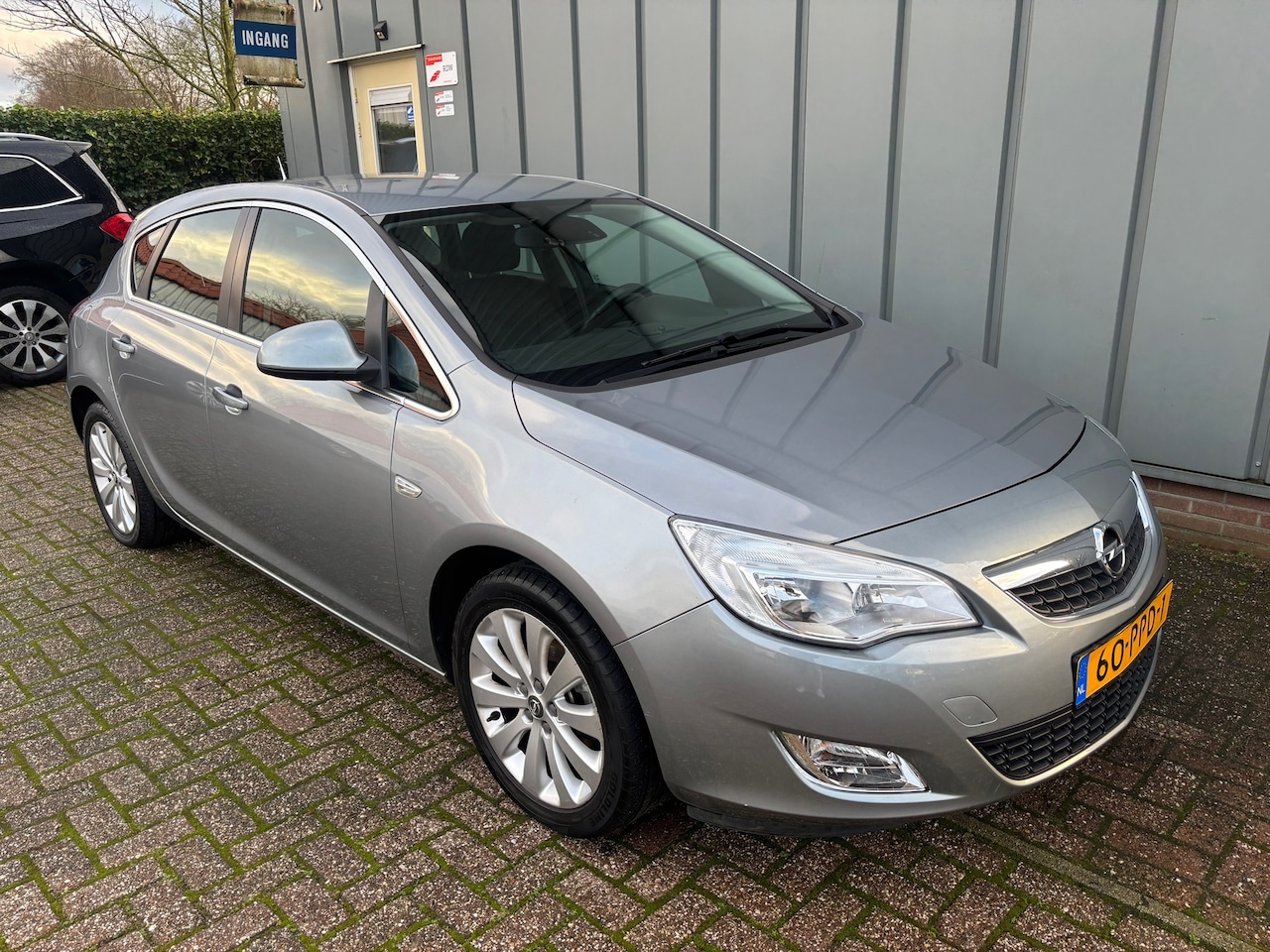 Opel Astra - 1.4 Turbo Cosmo NAP//AIRCO//CRUISE//COSMO//TREKHAAK - AutoWereld.nl