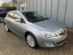 Opel Astra - 1.4 Turbo Cosmo NAP//AIRCO//CRUISE//COSMO//TREKHAAK