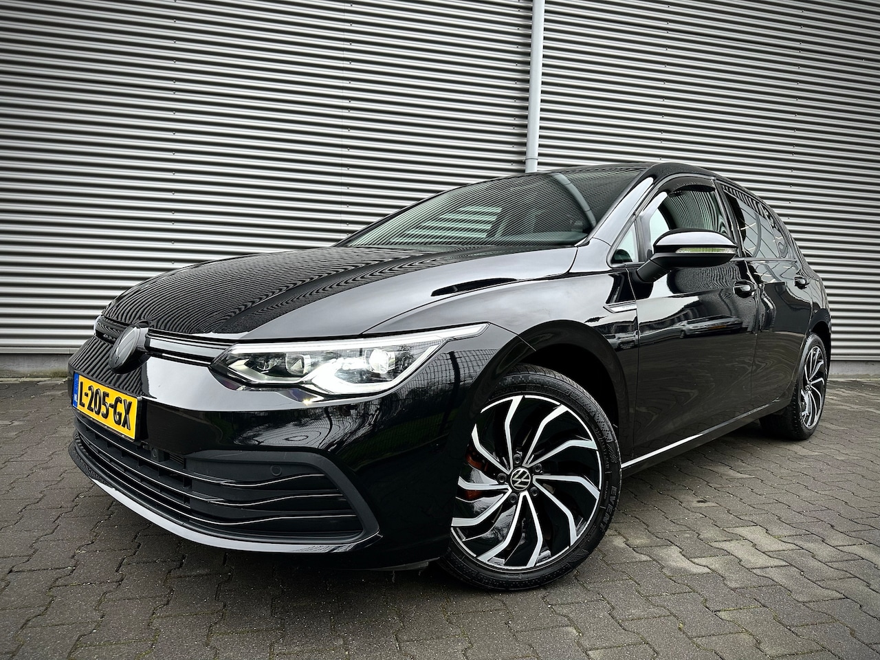 Volkswagen Golf Variant - 8 1.5 TSI 130pk Life met Virtueel dasboard - AutoWereld.nl