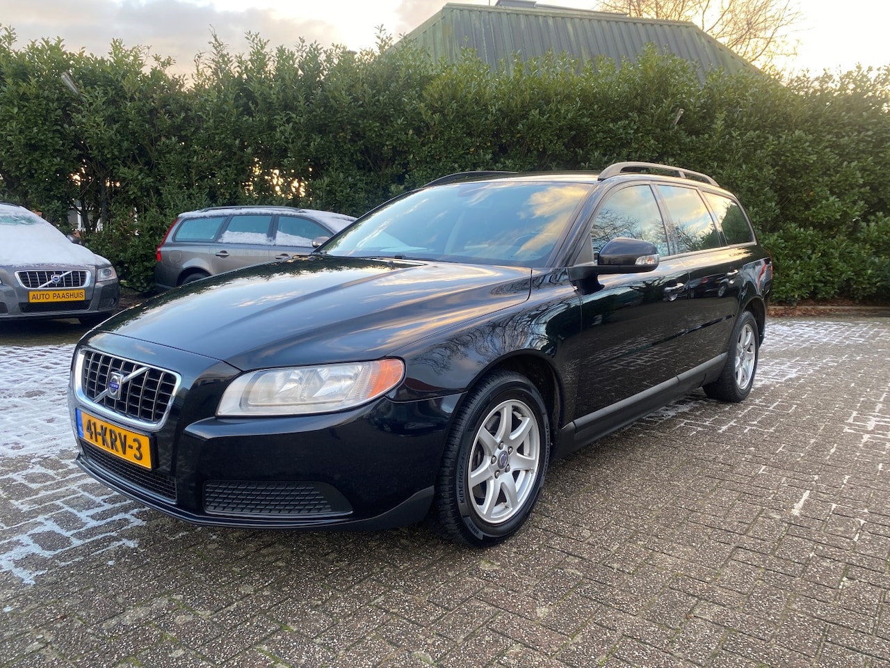 Volvo V70 - 2.0 Kinetic Navi / PDC / Youngtimer - AutoWereld.nl