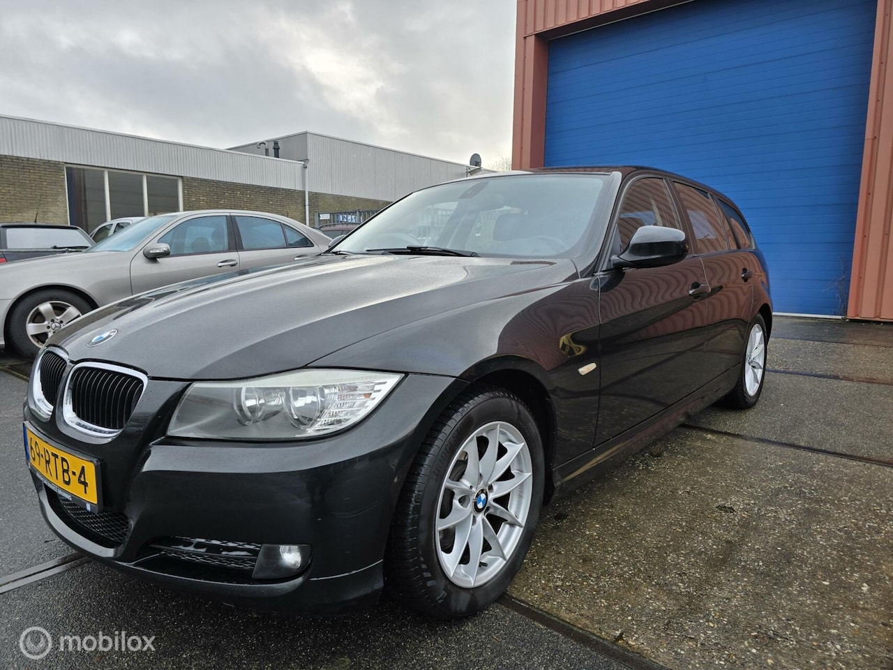 BMW 3-serie Touring - 318i Business Line Automaat - AutoWereld.nl