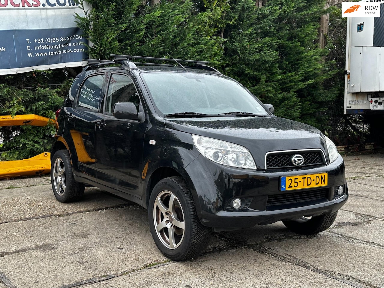 Daihatsu Terios - 1.5-16v Expedition 2WD AUTOMAAT Airco/ Start Niet!!/ LMV - AutoWereld.nl