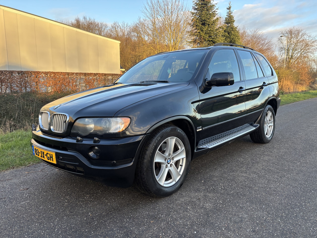 BMW X5 - 4.4i Executive / AUTOMAAT / NAVI / CRUISE / SCHUIFDAK - AutoWereld.nl