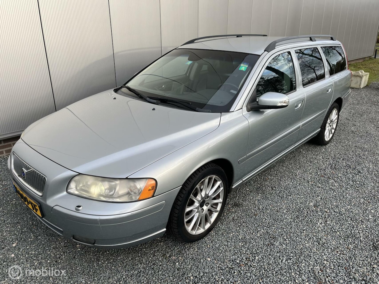 Volvo V70 - 2.5T Edition 2.5T Edition - AutoWereld.nl