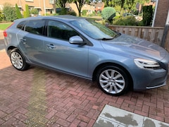 Volvo V40 - 2.0 T2 Nordic+