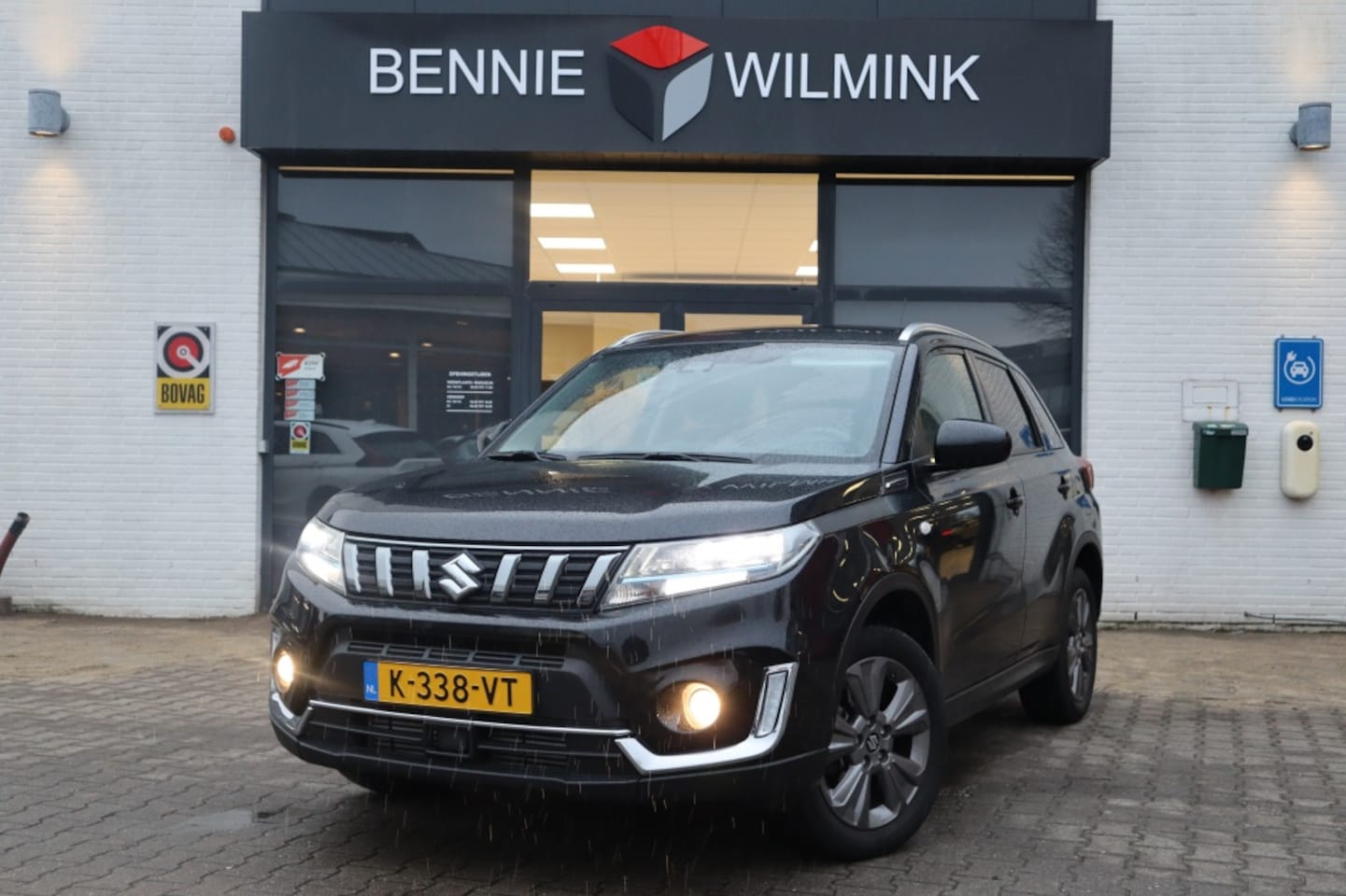 Suzuki Vitara - 1.4 BoosterJet Select Hybrid AdaptiveCruise/Apple/AndroidAuto - AutoWereld.nl