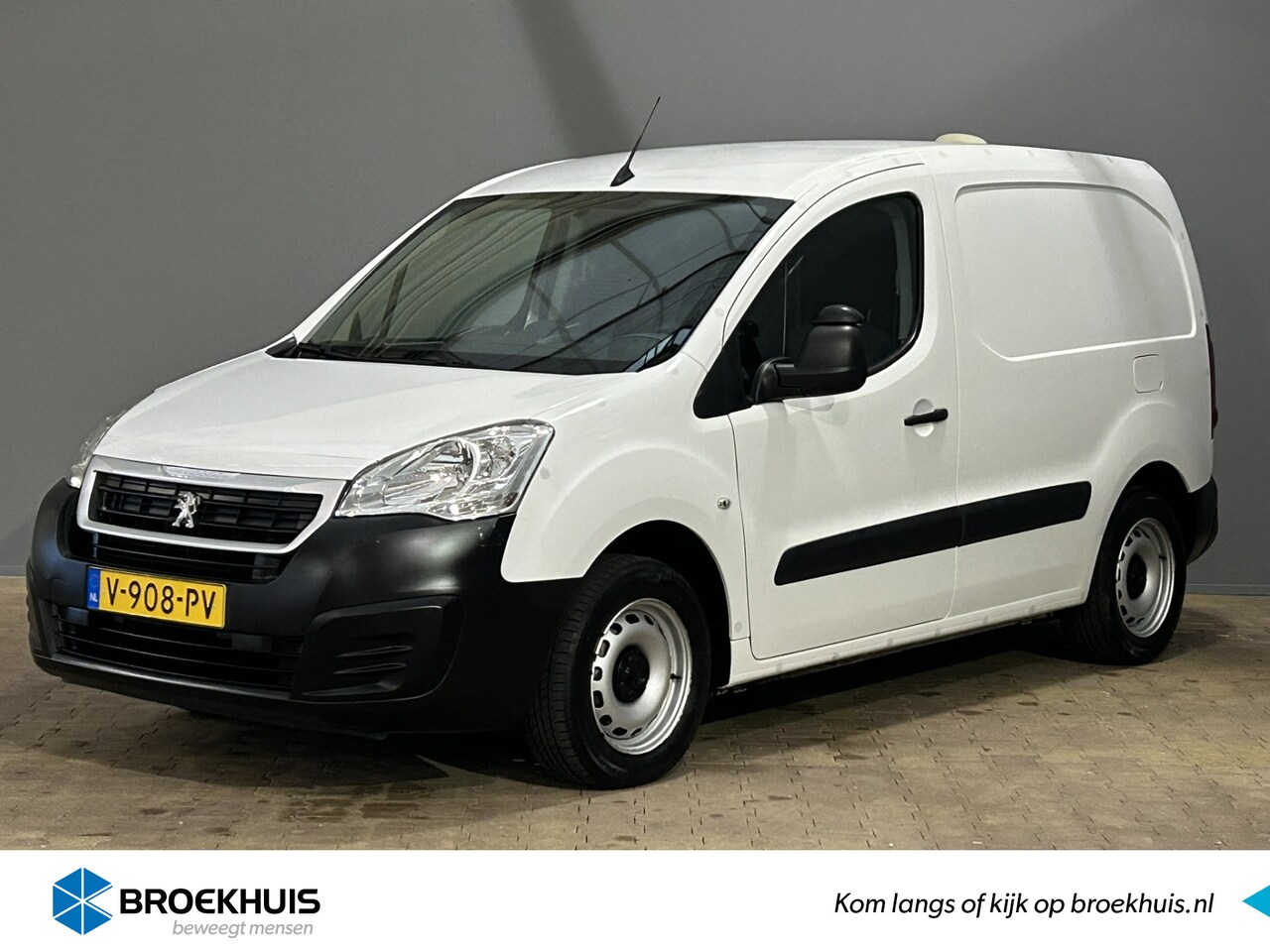 Peugeot Partner - 120 1.6 BlueHDi 100 L1 Premium S&S | Navigatie | Trekhaak! | Cruise | Bluetooth | Airco | - AutoWereld.nl