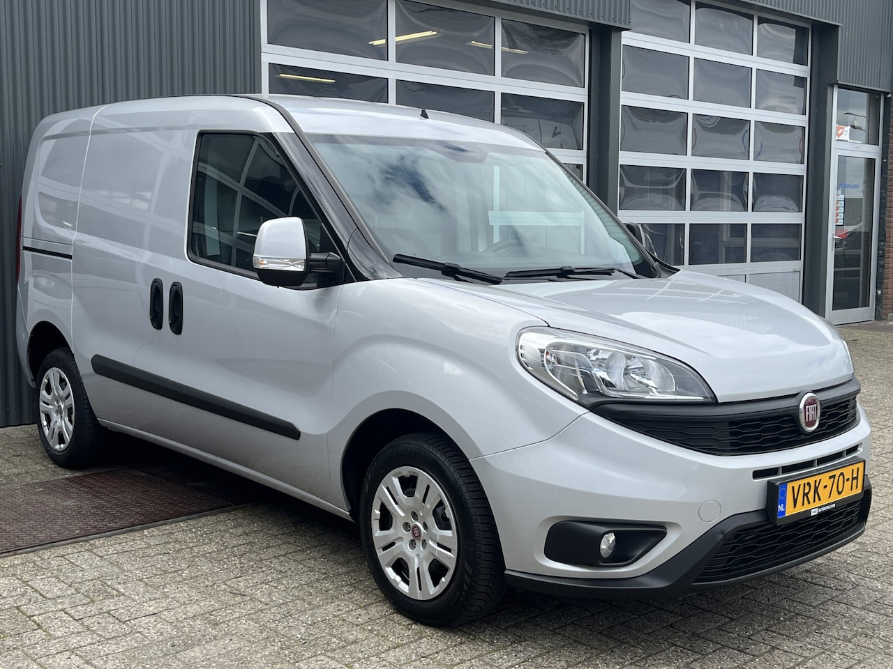 Fiat Doblò Cargo - 1.3 MJ L1H1 SX 20x op voorraad Btw en Bpm vrij Airco Cruise controle Navigatie Tussenschot - AutoWereld.nl