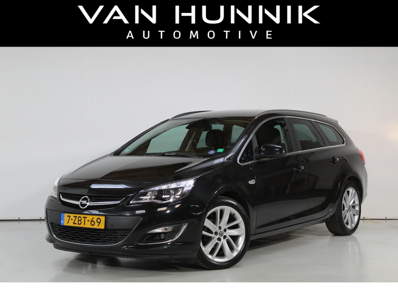 Opel Astra Sports Tourer - 1.4 Turbo Sport + | Navi | Camera | Cruise | Clima - AutoWereld.nl