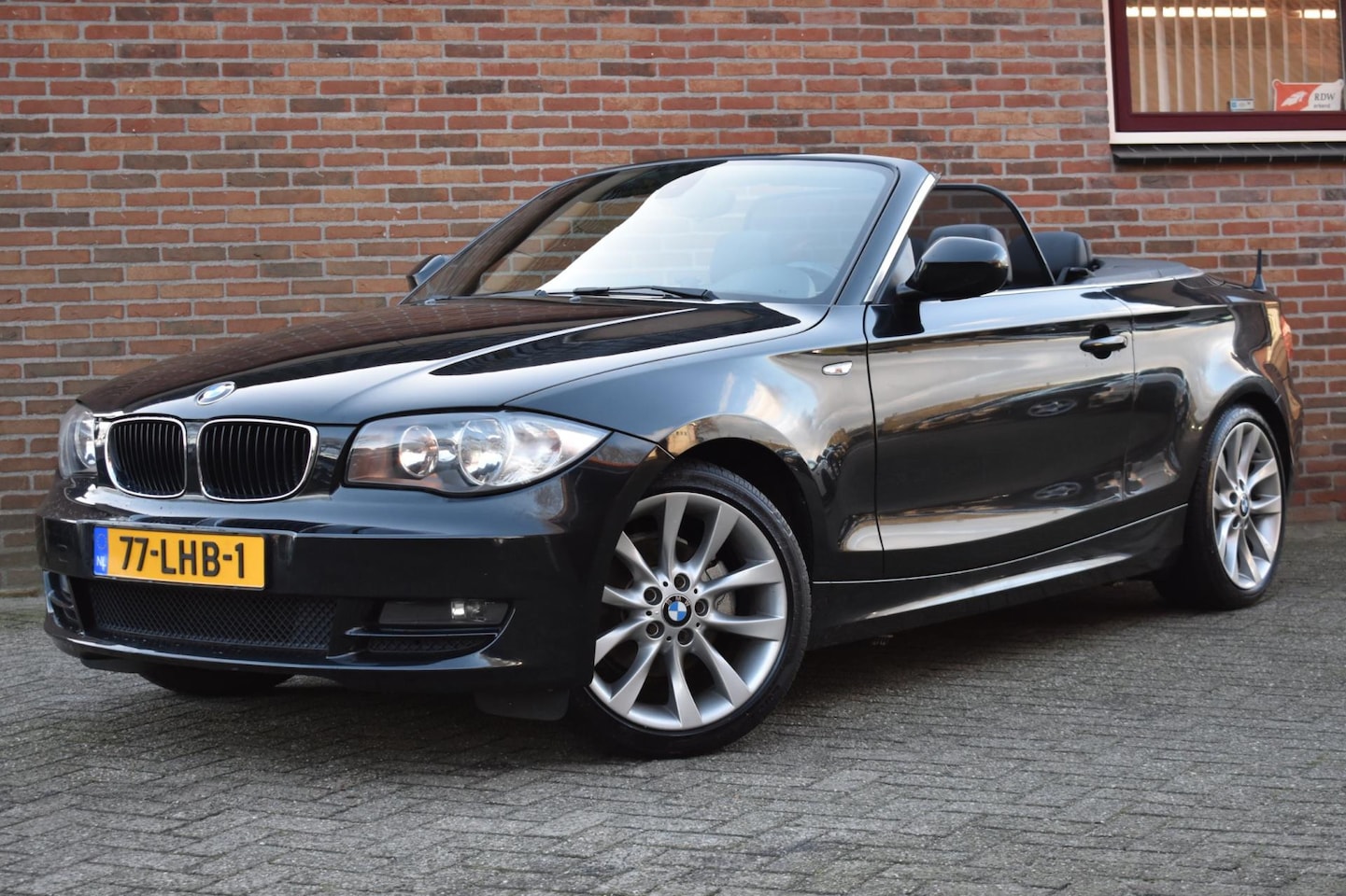 BMW 1-serie Cabrio - 118i High Executive '10 Leder Navi Cruise Inruil mogelijk - AutoWereld.nl